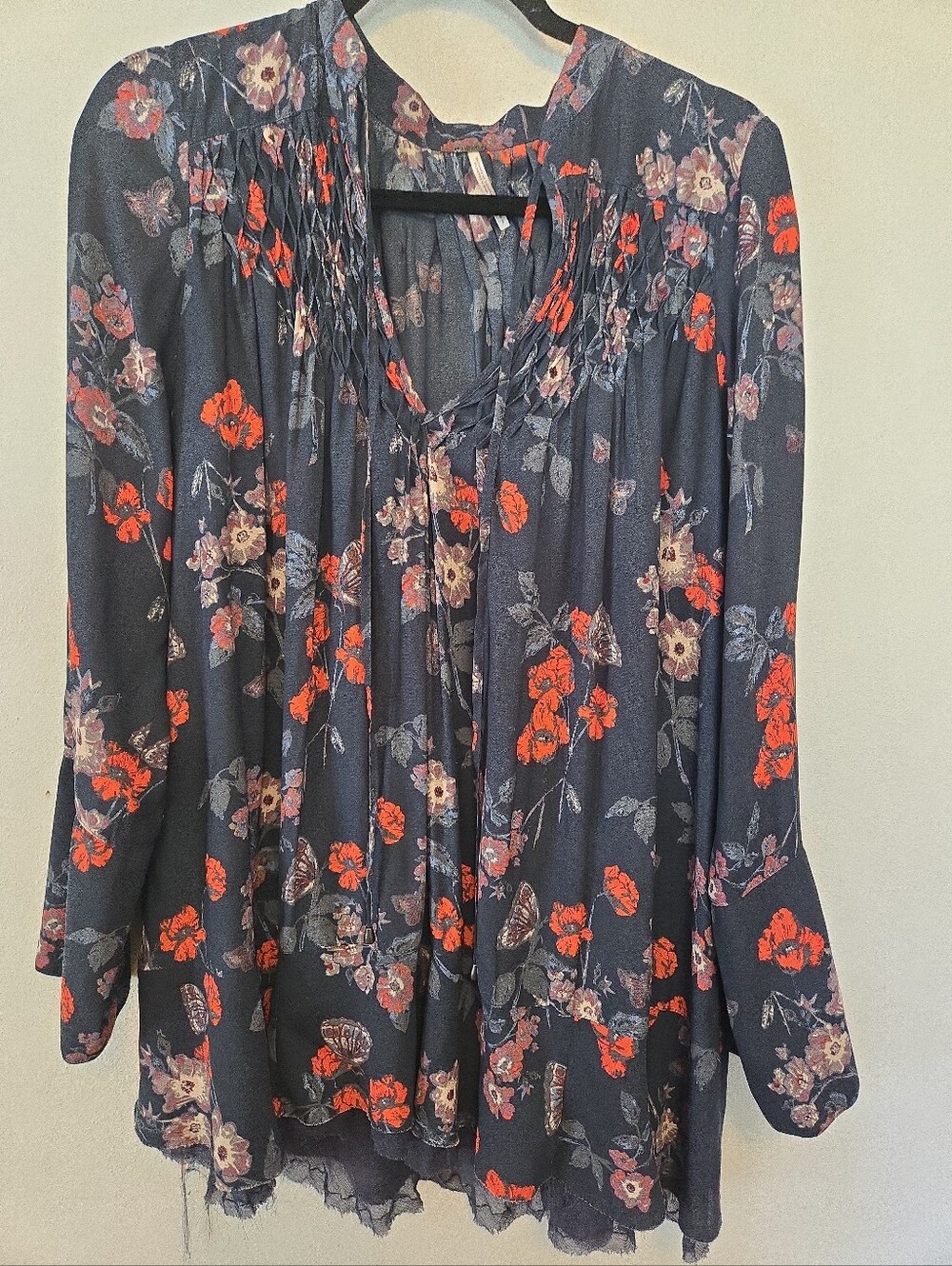 Free People V-Neck Tunic Boho Blouse Long Sleeves Navy Floral S